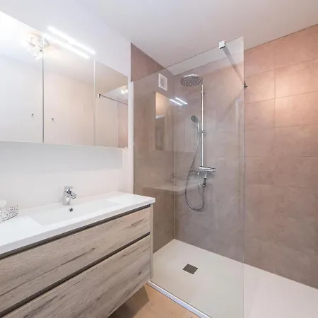 Cosy Near The Center *